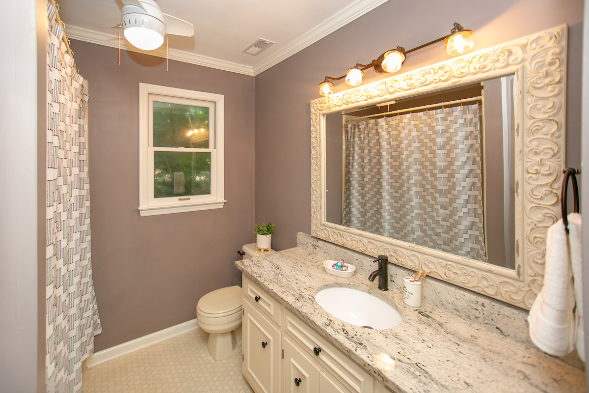 19 Harvey Pl42.jpg