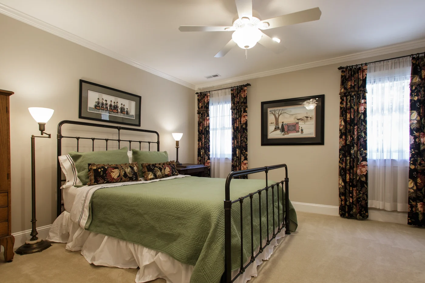 Bedroom 4.jpg