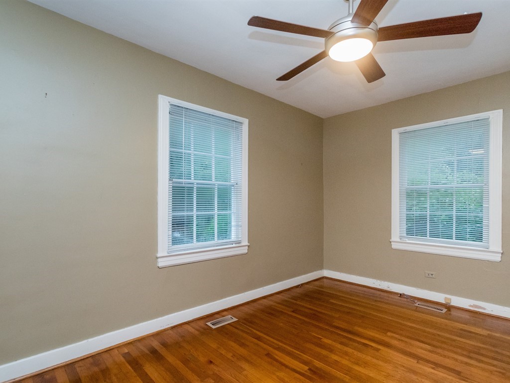 015_Third Bedroom.jpg