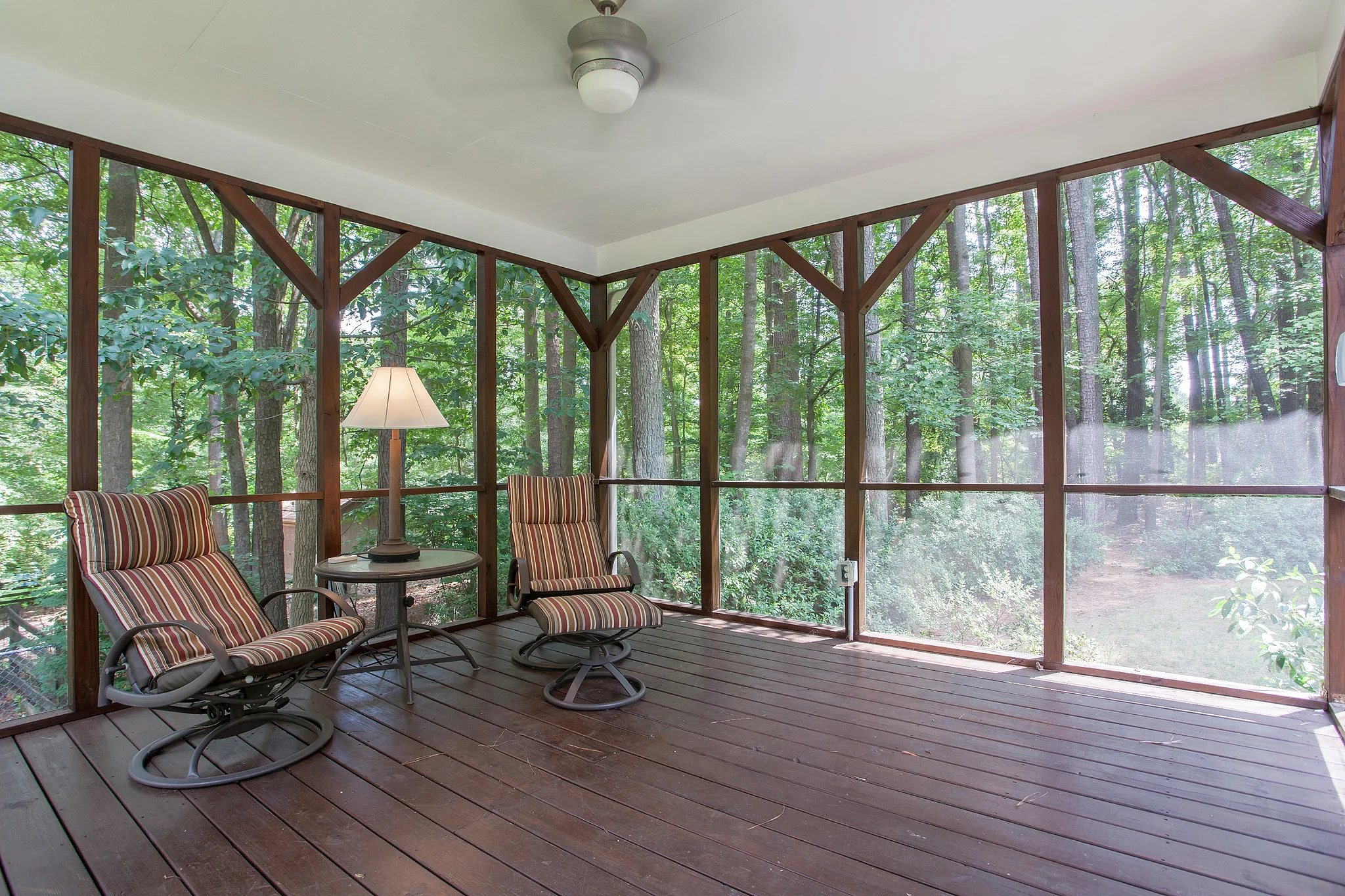 Screen Porch.jpg