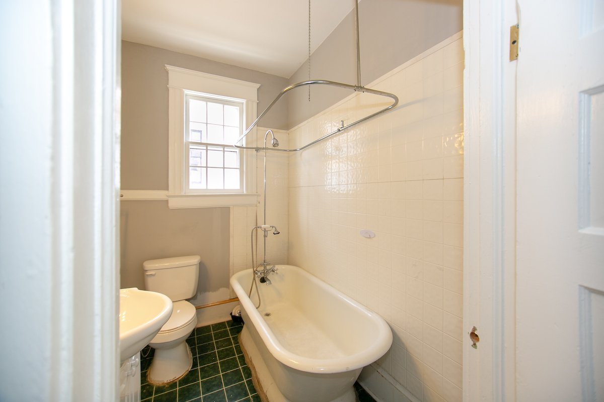 519 Holloway29.jpg