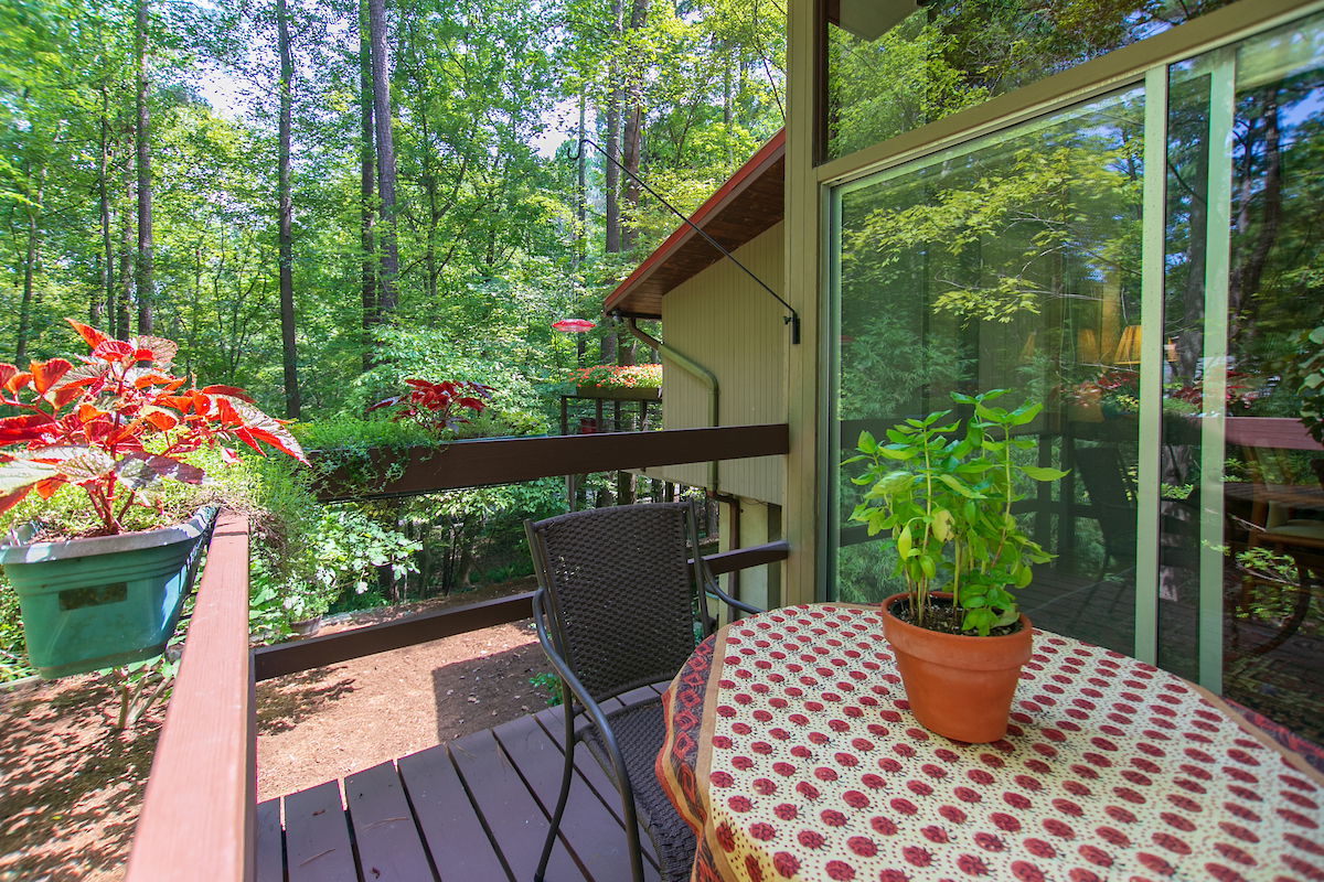 725 Kenmore11.jpg
