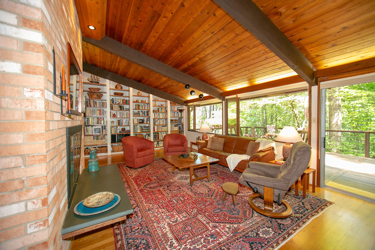 725 Kenmore27.jpg