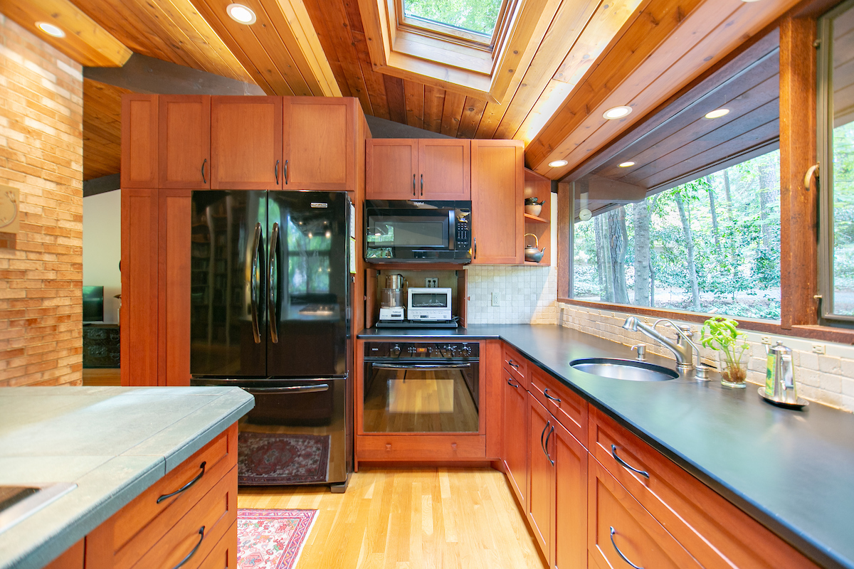 725 Kenmore41.jpg