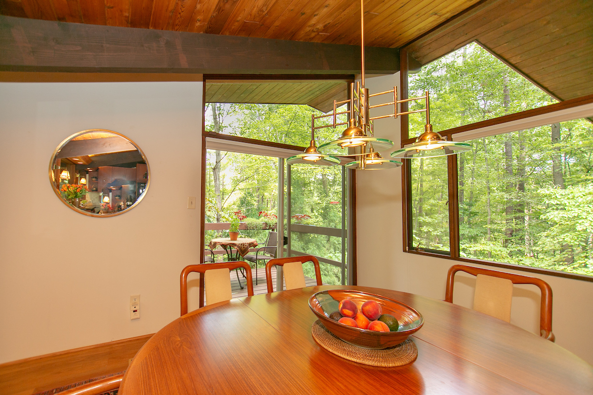 725 Kenmore44.jpg