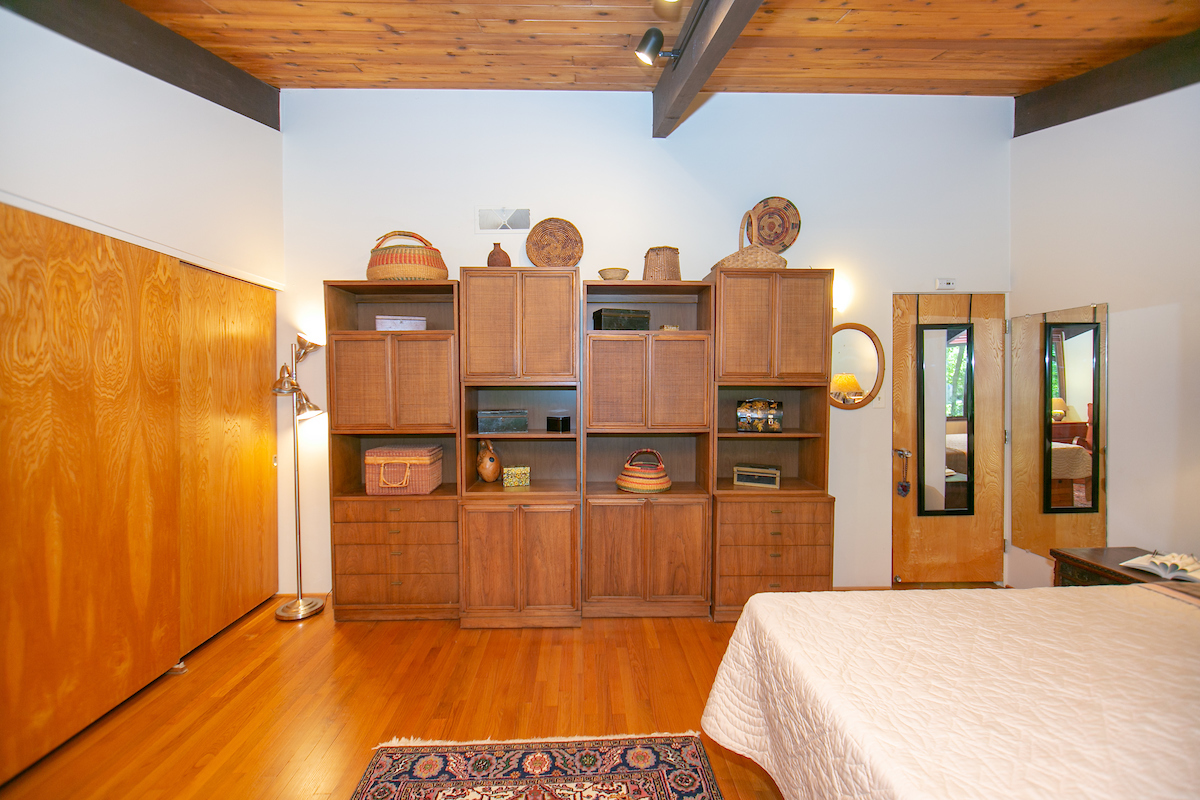 725 Kenmore52.jpg