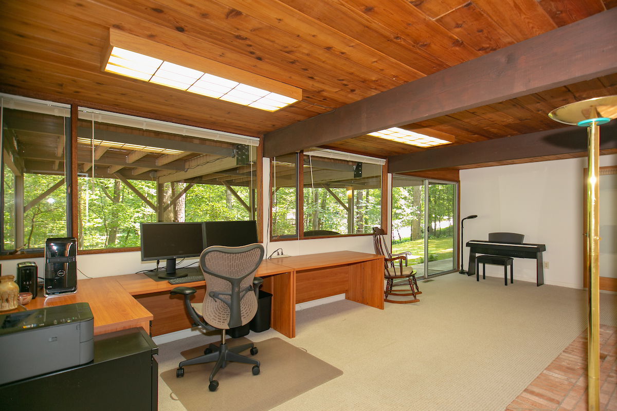 725 Kenmore56.jpg