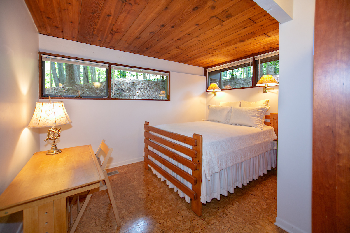725 Kenmore66.jpg