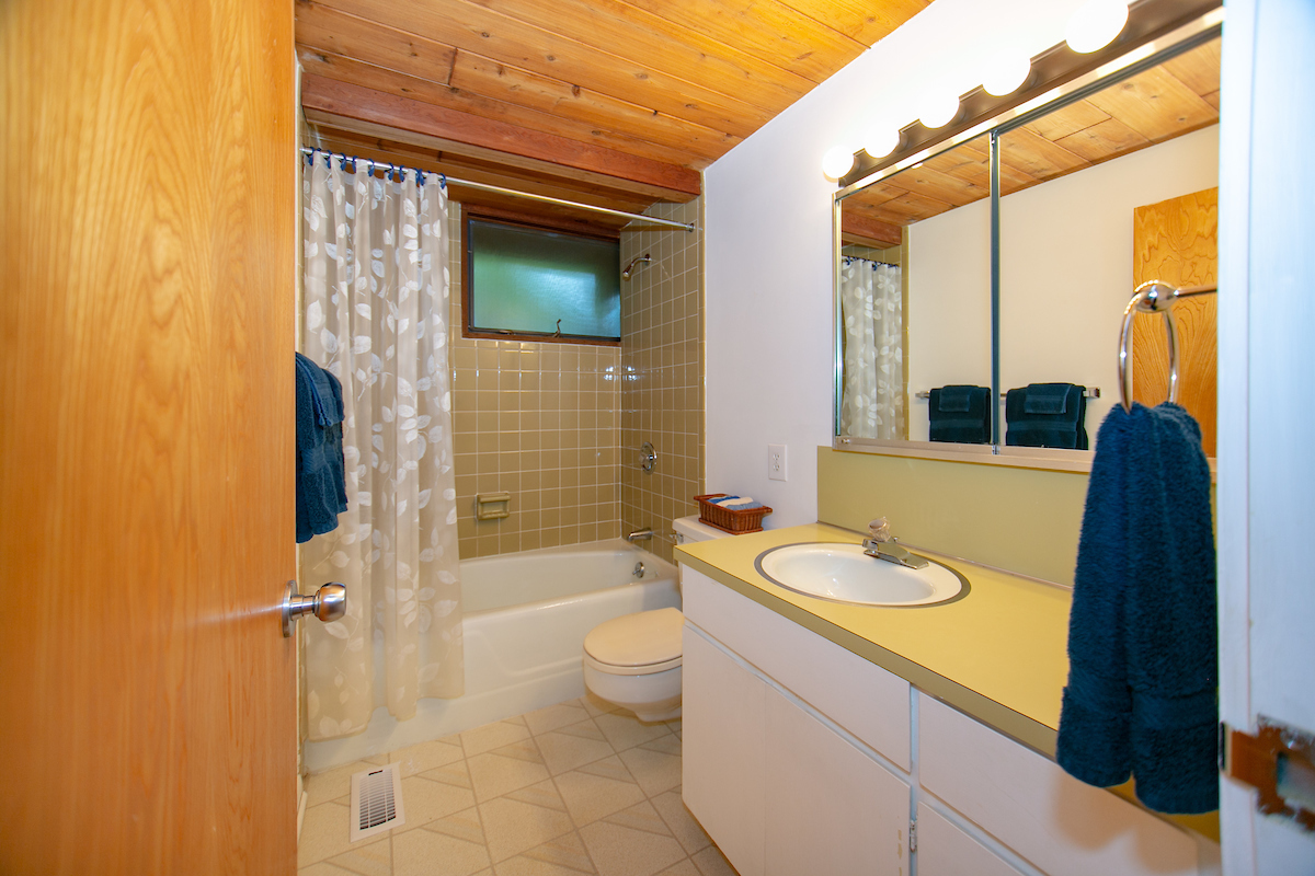 725 Kenmore67.jpg