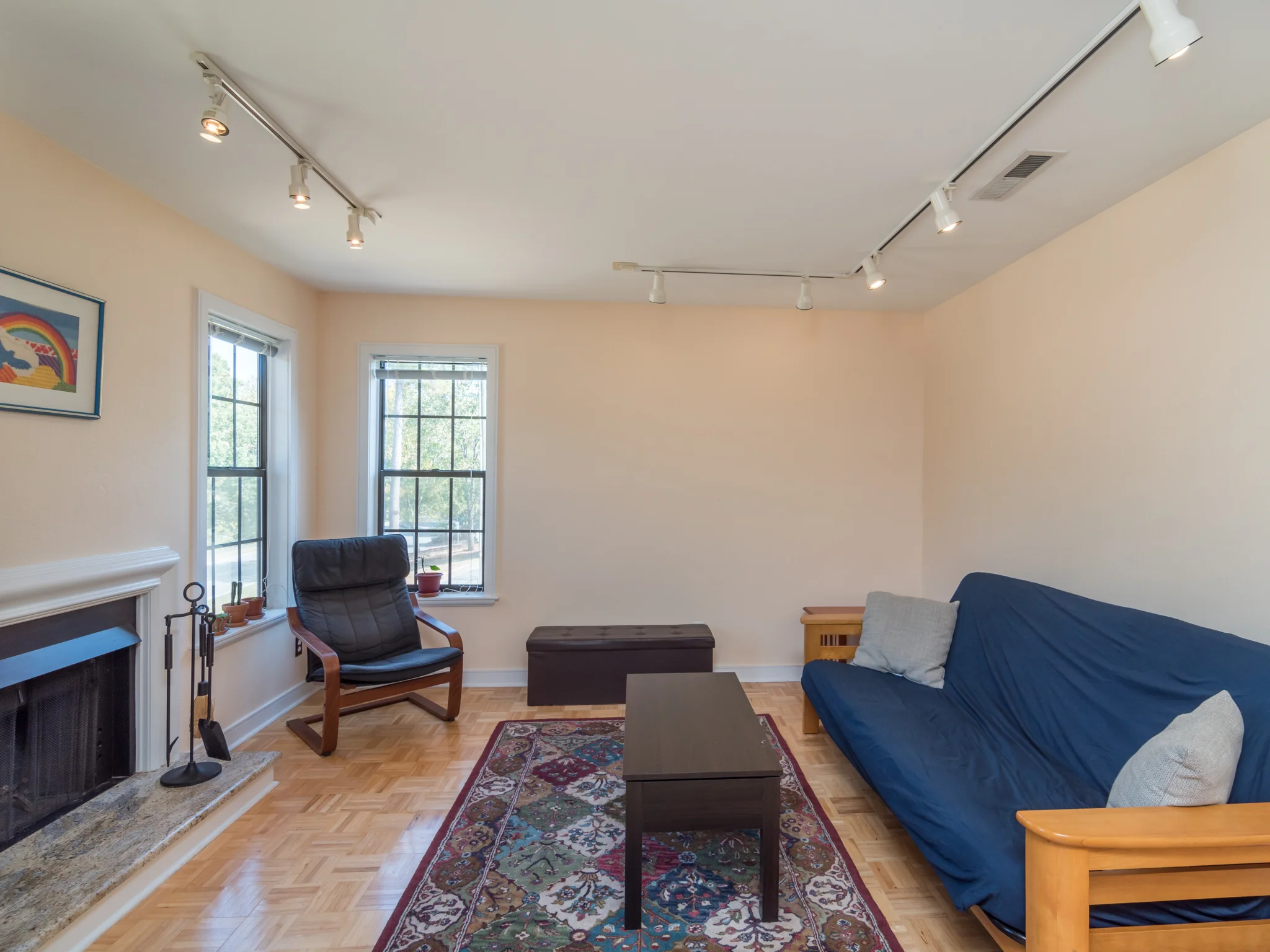 Living Room 2.jpg