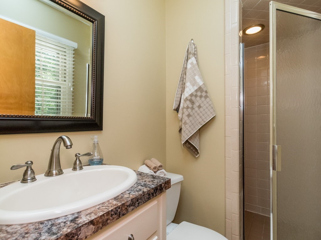 016_ Master Bathroom.jpg