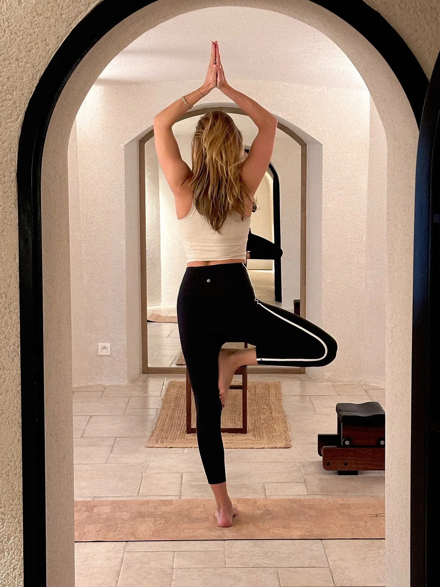 A weekend escape at Les Hauts de Sancerre&hellip; and truly an unforgettable s&eacute;jour✨
Nestled in the heart of the village, this historic ch&acirc;teau has been joyfully restored and reopened this summer - full of charm and impeccable design.

F