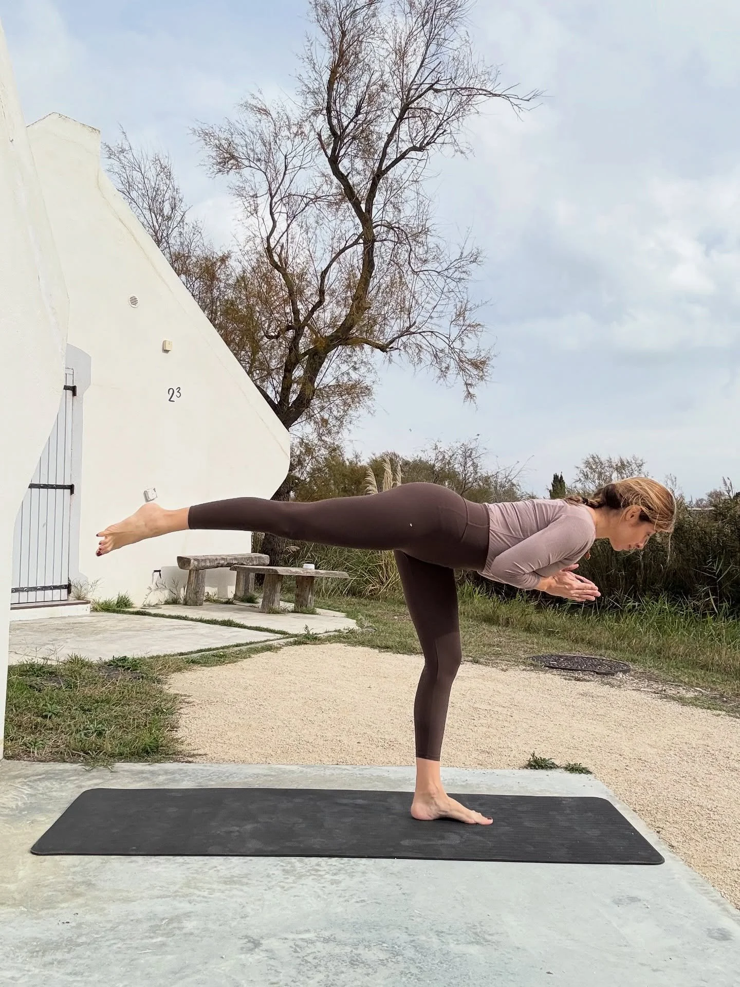 A peaceful autumn escape in the heart of the Camargue 🌾

Devi &amp; I spent the weekend at Les Bains Gardians, a hidden gem surrounded by stunning &ldquo;low country&rdquo; vibes (as we would call these kind of marshes in South Carolina) - the perfe