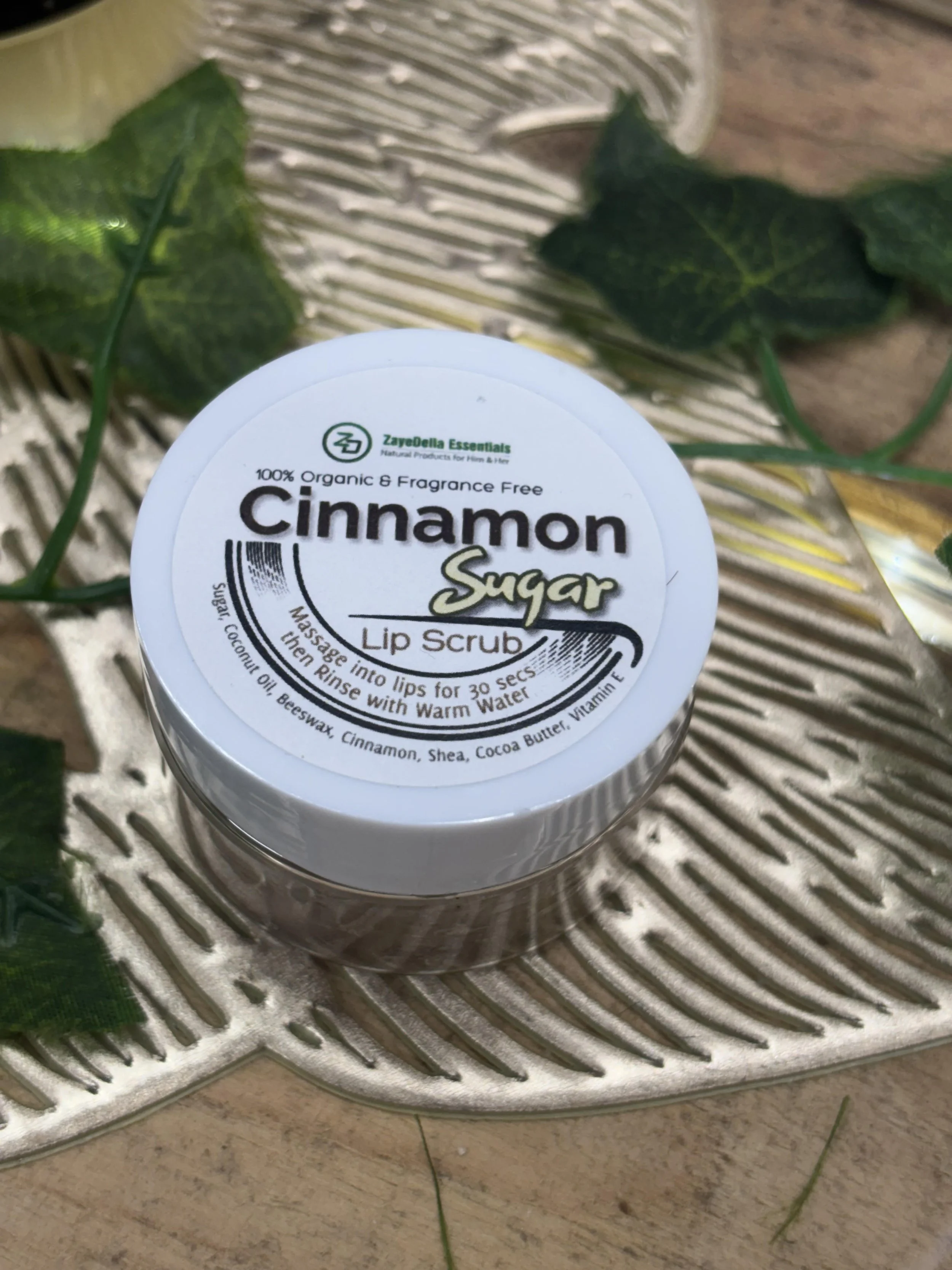 Organic Cinnamon Sugar Lip Scrub with Smoothing Brush 30 ml