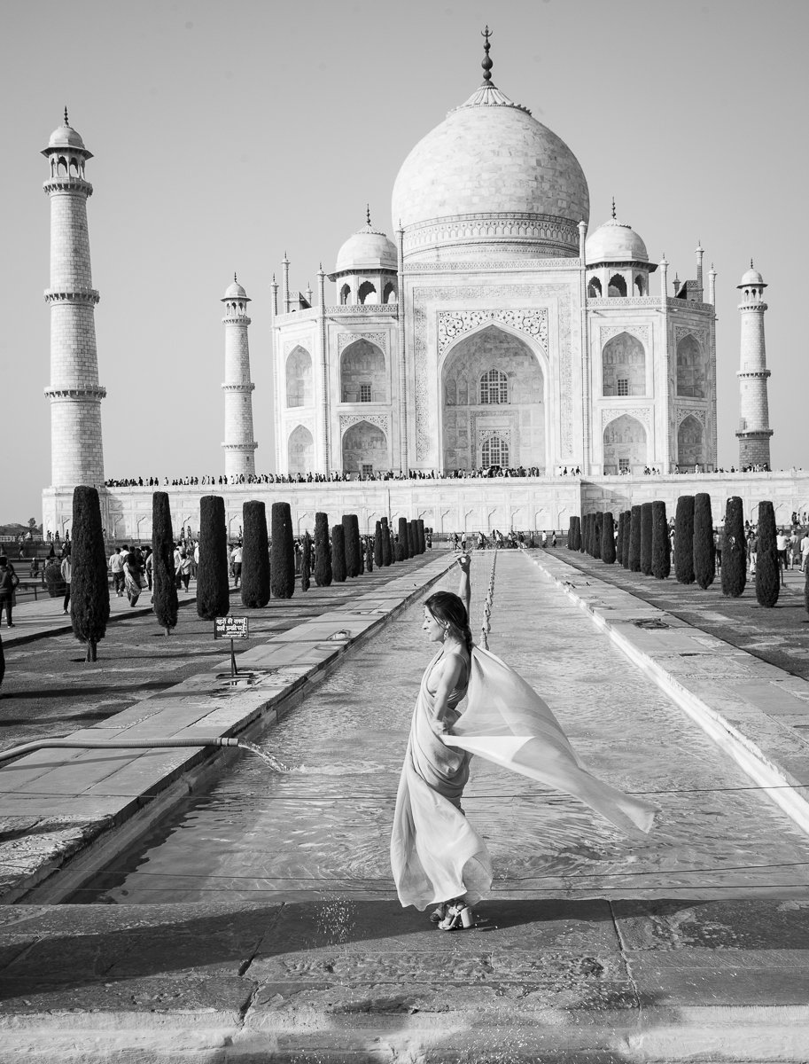   Model at Taj Mahal, Agra   ©️ 2023 