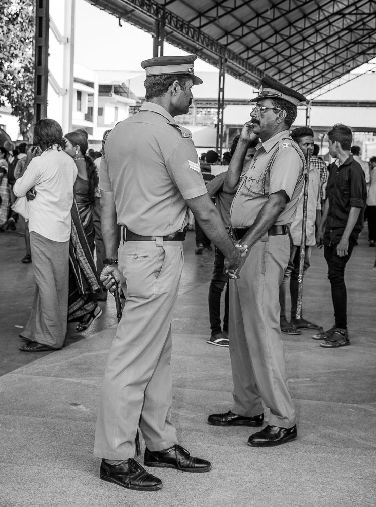   Policemen, Guruvayur-Thrissur,   ©️ 2016 