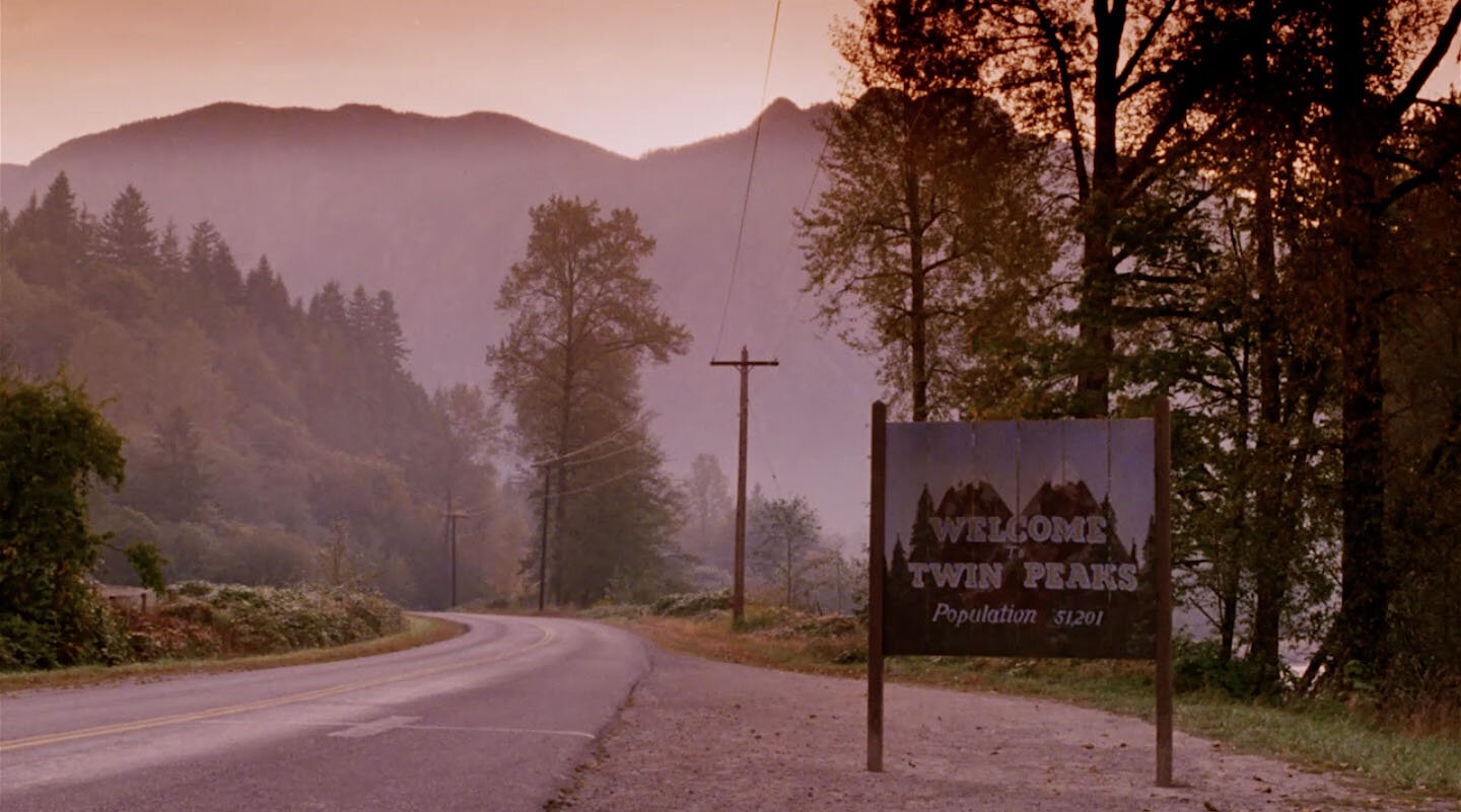 %282%29+twinpeaks+OS+title+card.jpg