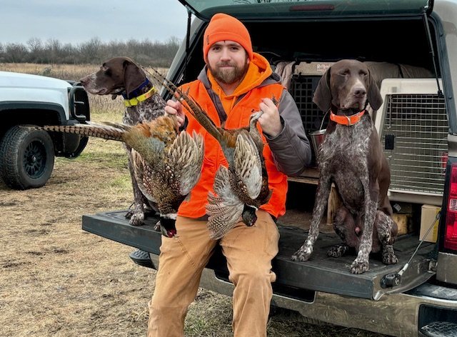 Nick from the Des Plaines SFWA staff joined Perry Dlugie and his dogs for a bonus hunt on January 3.