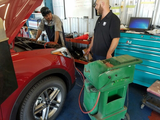 Coolant service at demontron Hyundai.jpg