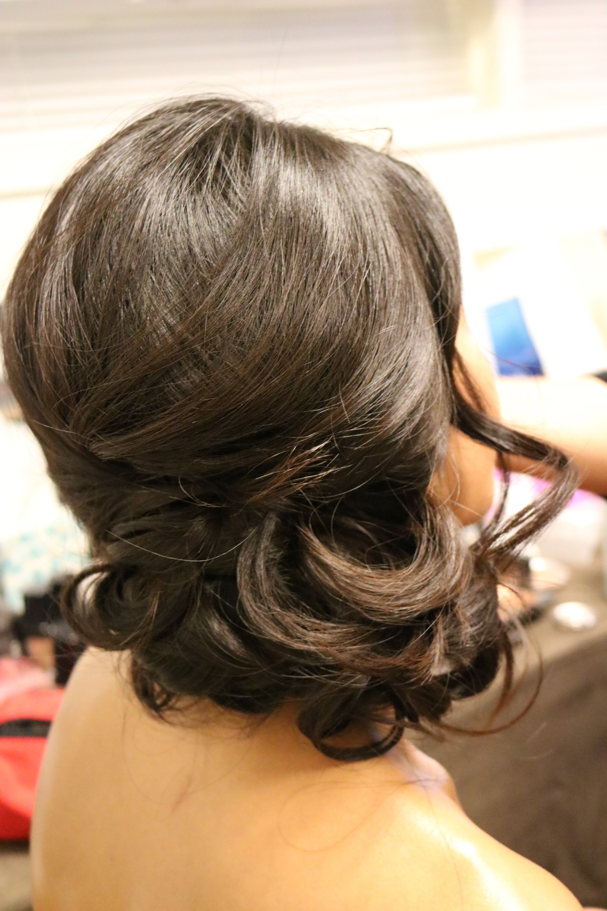 Chorus Voice Awards Host Side Updo