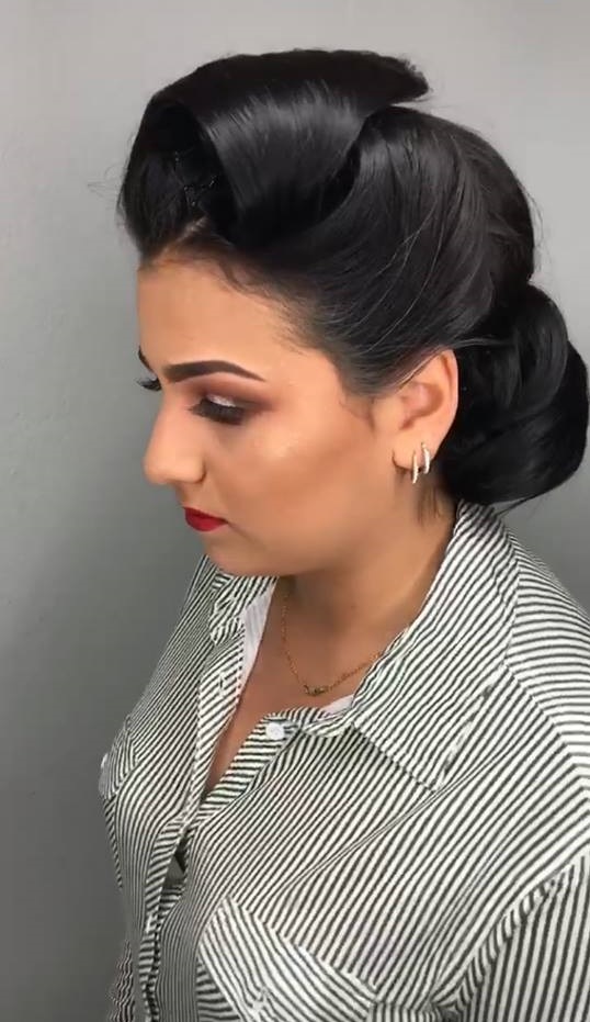 Pin Up