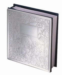 Chrome Teddy Bear Baby Album Chrome album holds 100 4x6 photos and has a cute teddy bear design on front. What’s nice about chrome is that it doesn’t tarnish and therefore doesn’t require polishing. Price of $30.00 does not include engraving.