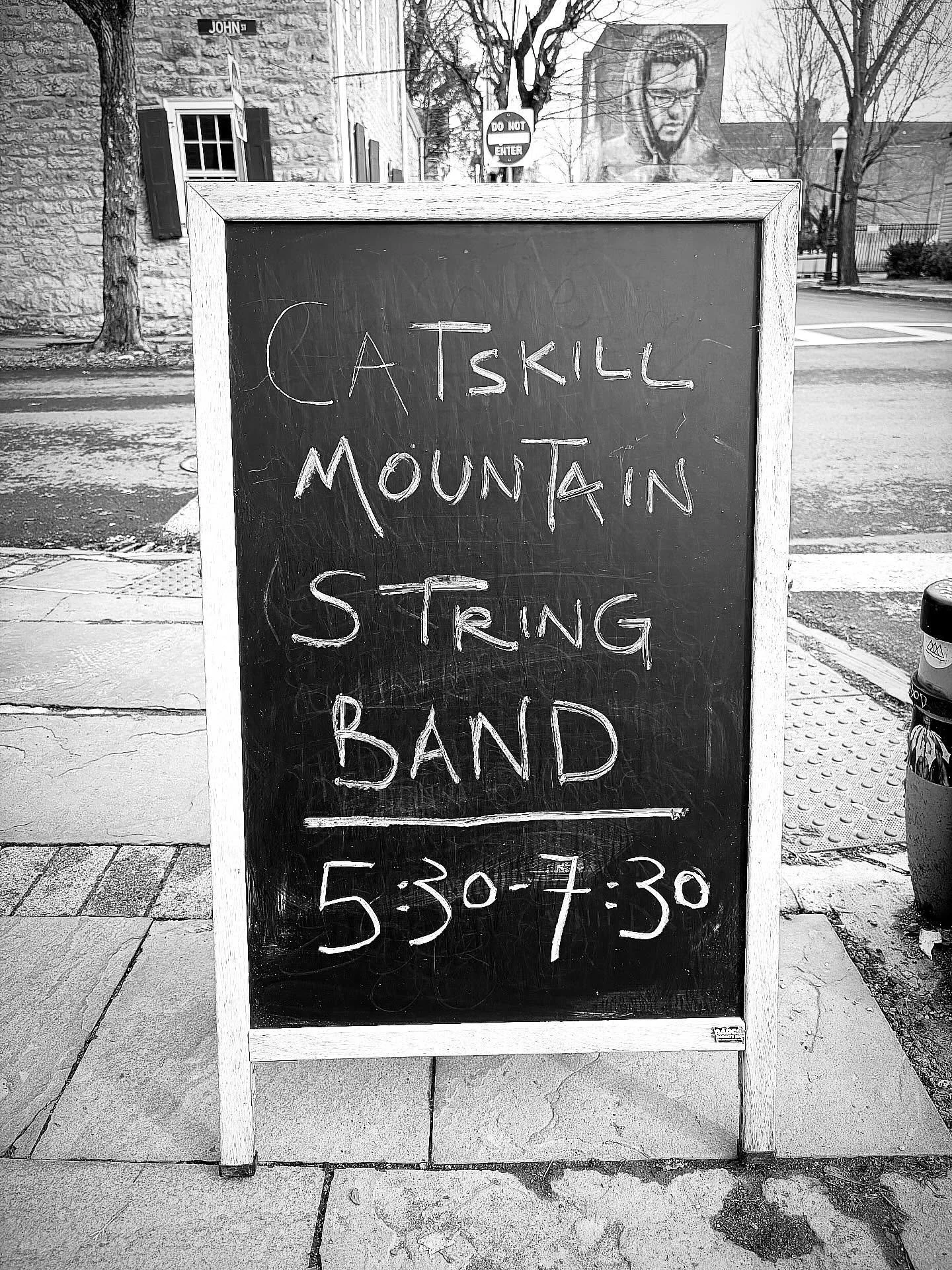 One more cold, rainy night before Spring kicks in for good (🤞 )

What better way to spend it than warm and snug at RD with a pint and some local bluegrass?

We&rsquo;re welcoming back the very talented @catskillmountainstringband at 5:30pm 🪕 

FREE
