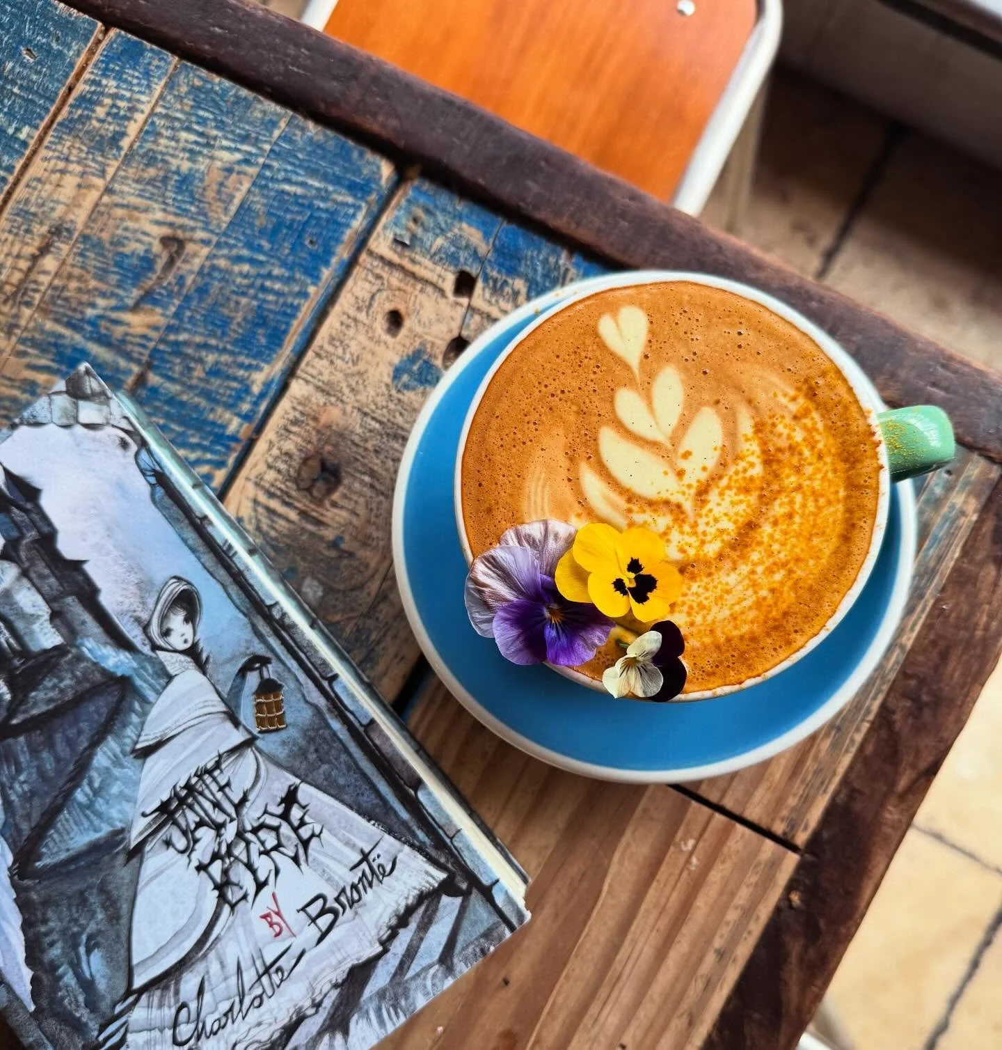An annual RD April tradition:

The Jane Hare 🥕 

Espresso from our partners @counterculturecoffee, carrot, Spring spice blend, brown sugar, and your choice of milk. 

Plus maybe a little extra flare by our barista team 🌺 

Drink design and photo by