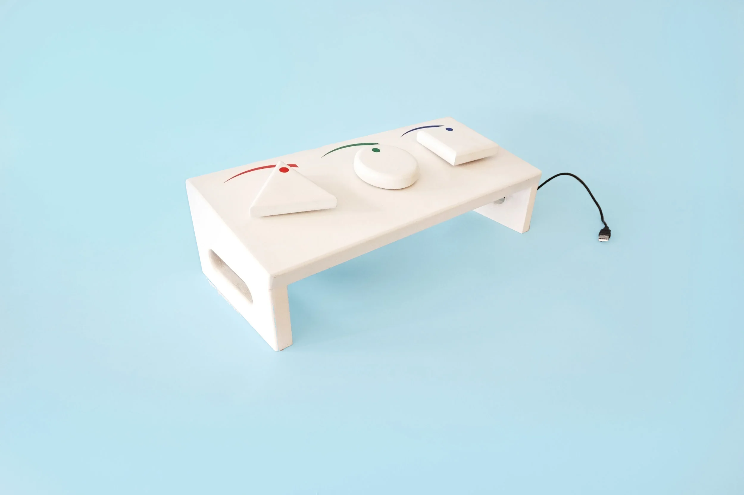 The controls are made specifically with children in mind. The dials' dimensions were ergonomically made to suit the standard size of children's hands allowing for easy control.