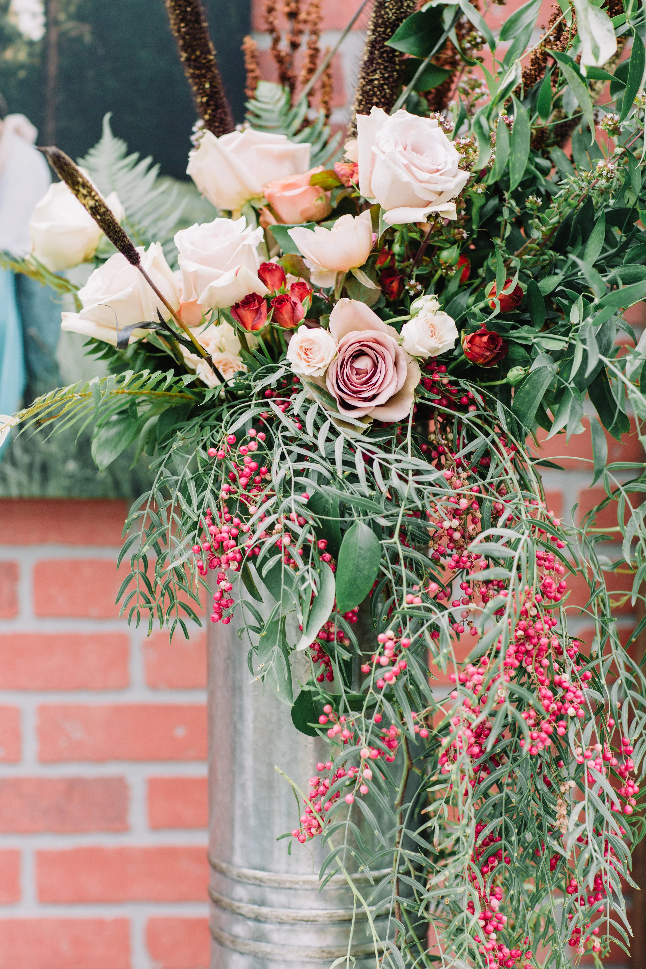 How To Select The Right Type Of Centerpiece For Your Wedding Wedding Bridal Flowers Bouquets Arrangements Pleasant Grove Ut