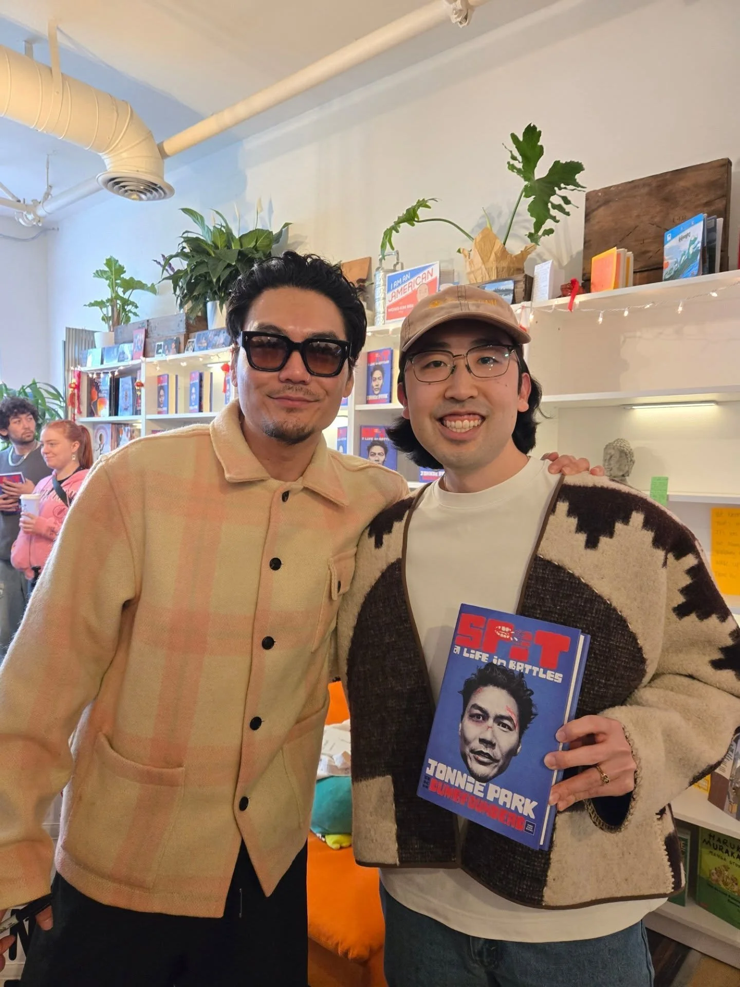 Thank you @dumbfoundead for sharing your story and continuing to pave the way for asian americans, @asianverified for moderating and holding down the Q&amp;A, and last but not least @mamsbookstore for hosting and being a home away from home.