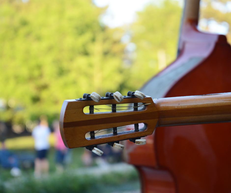 Duo Bohemica at Kerrie Road Acoustic Sundays