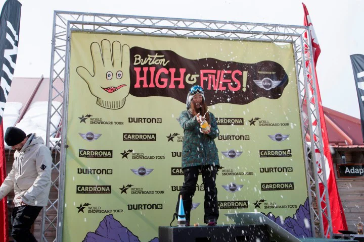 HighFives_Podium_Photographer_Phil_Erickson.jpg