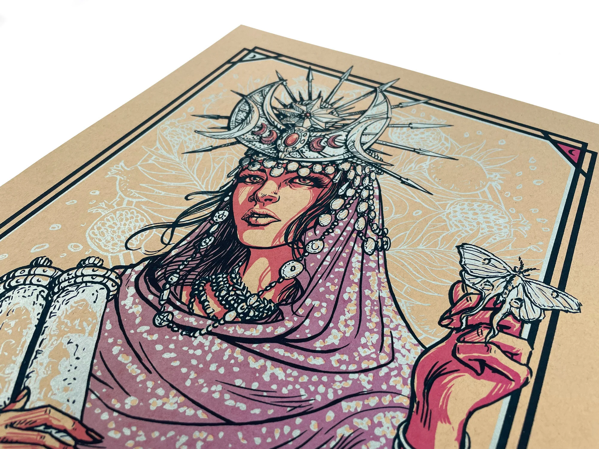 HighPriestess_Edition2_Detail_02.jpg