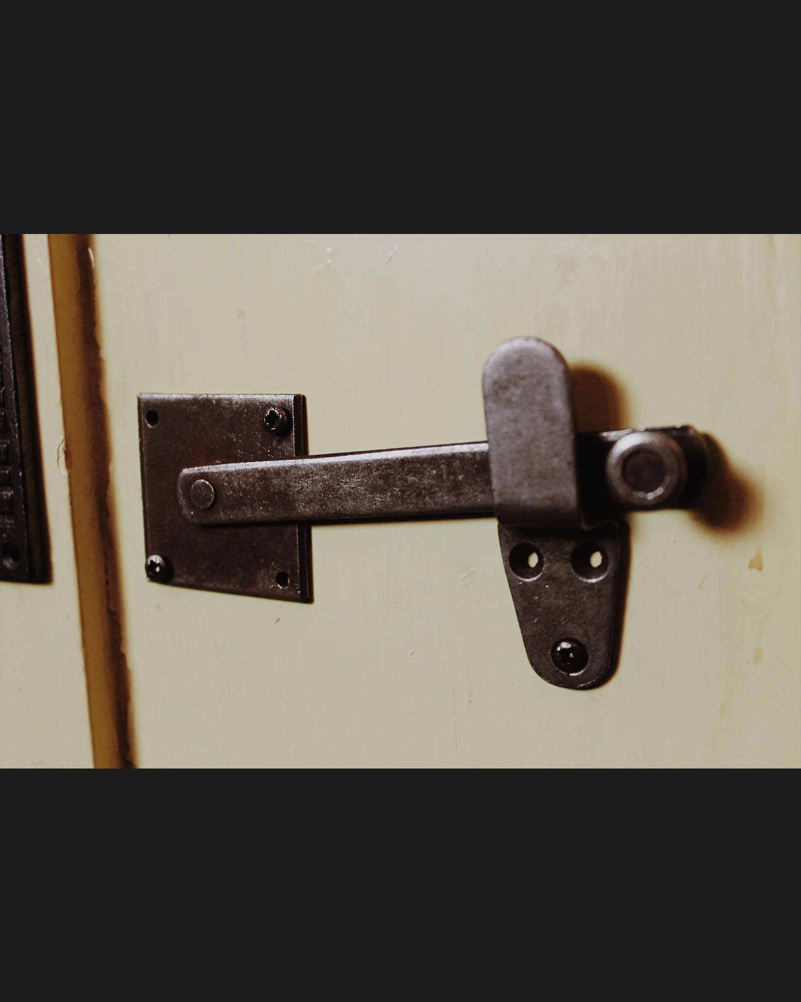 Simple Industrial Door Latch