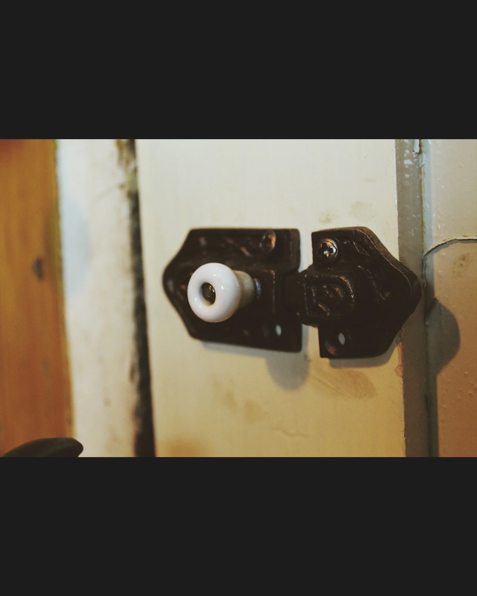 Ornate Sliding Bolt with Ceramic Knob 75mm