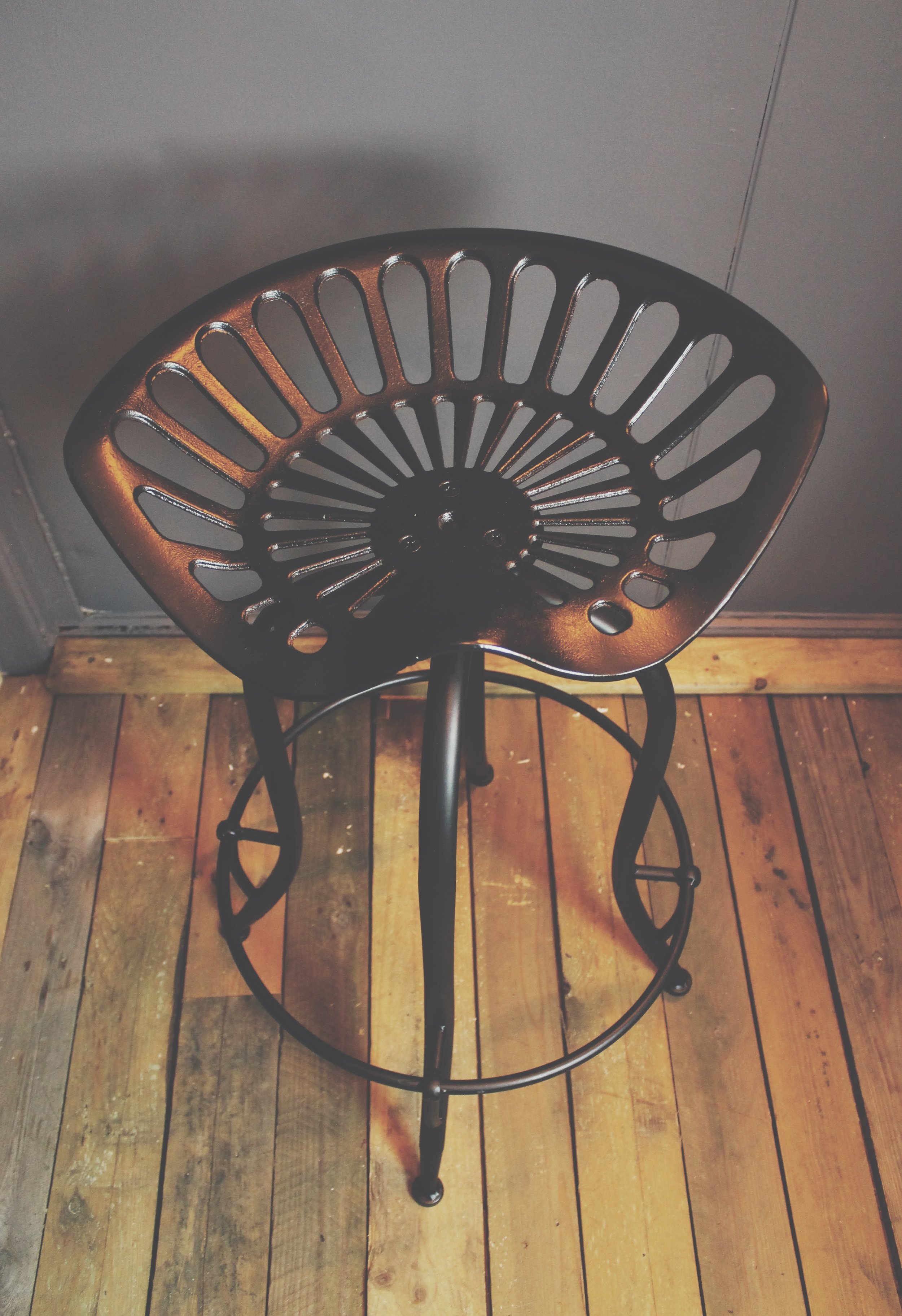 Tractor Style Stool (Black)