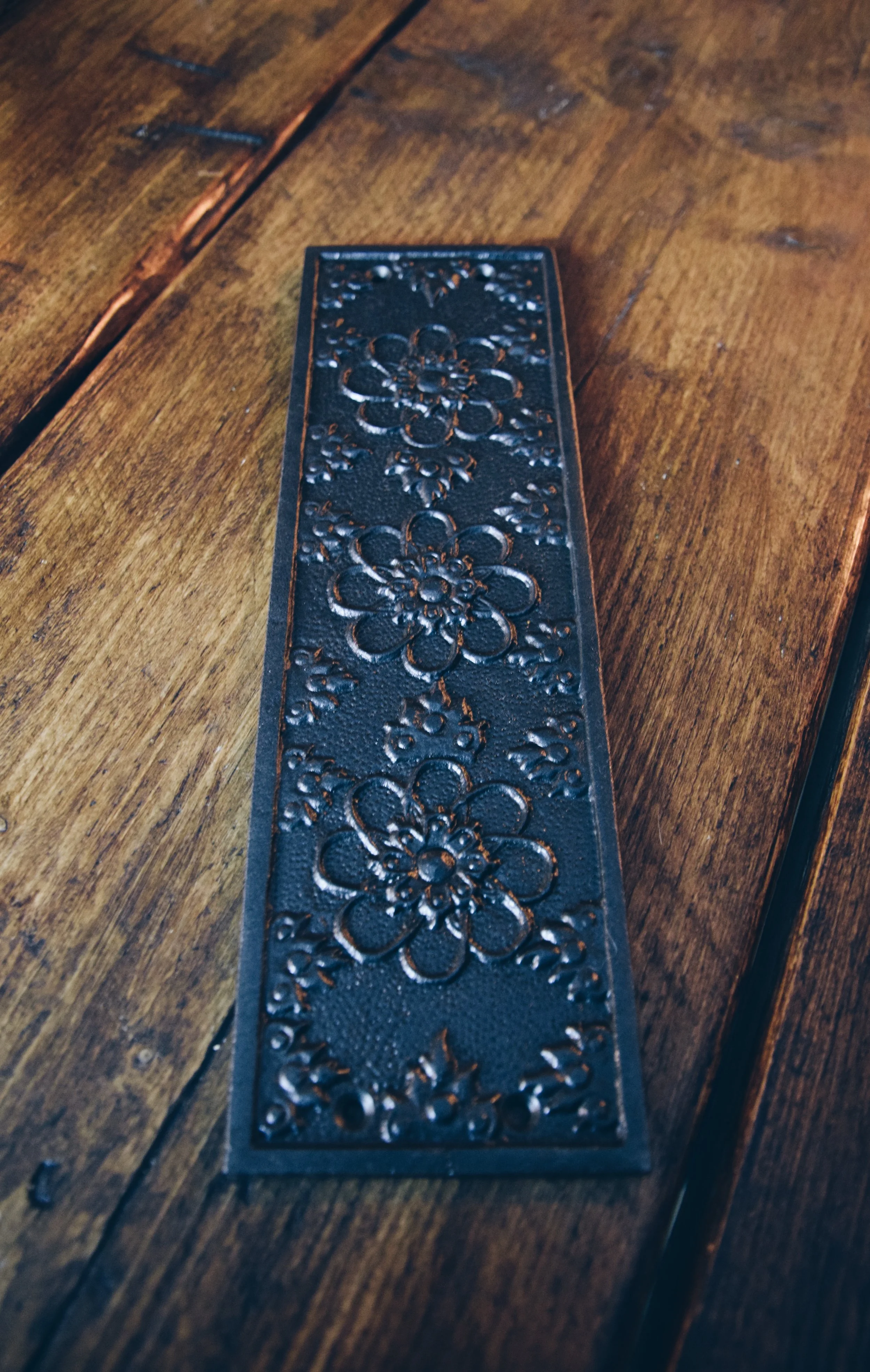 Push Plate Flower Design