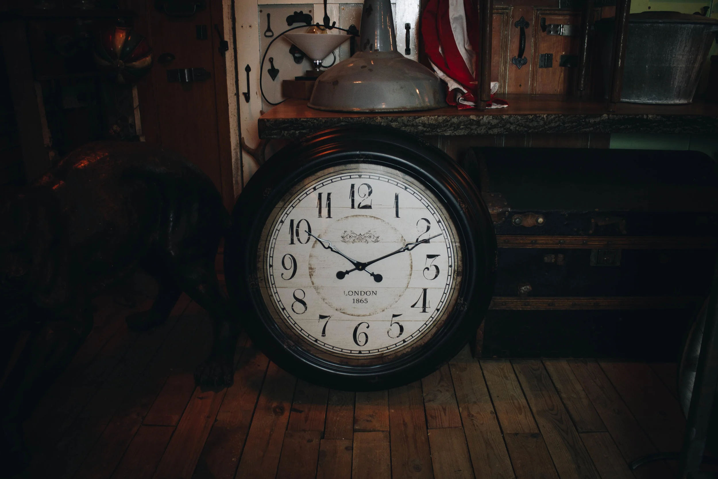 Large Antique Style Wall Clock (30" Diameter)