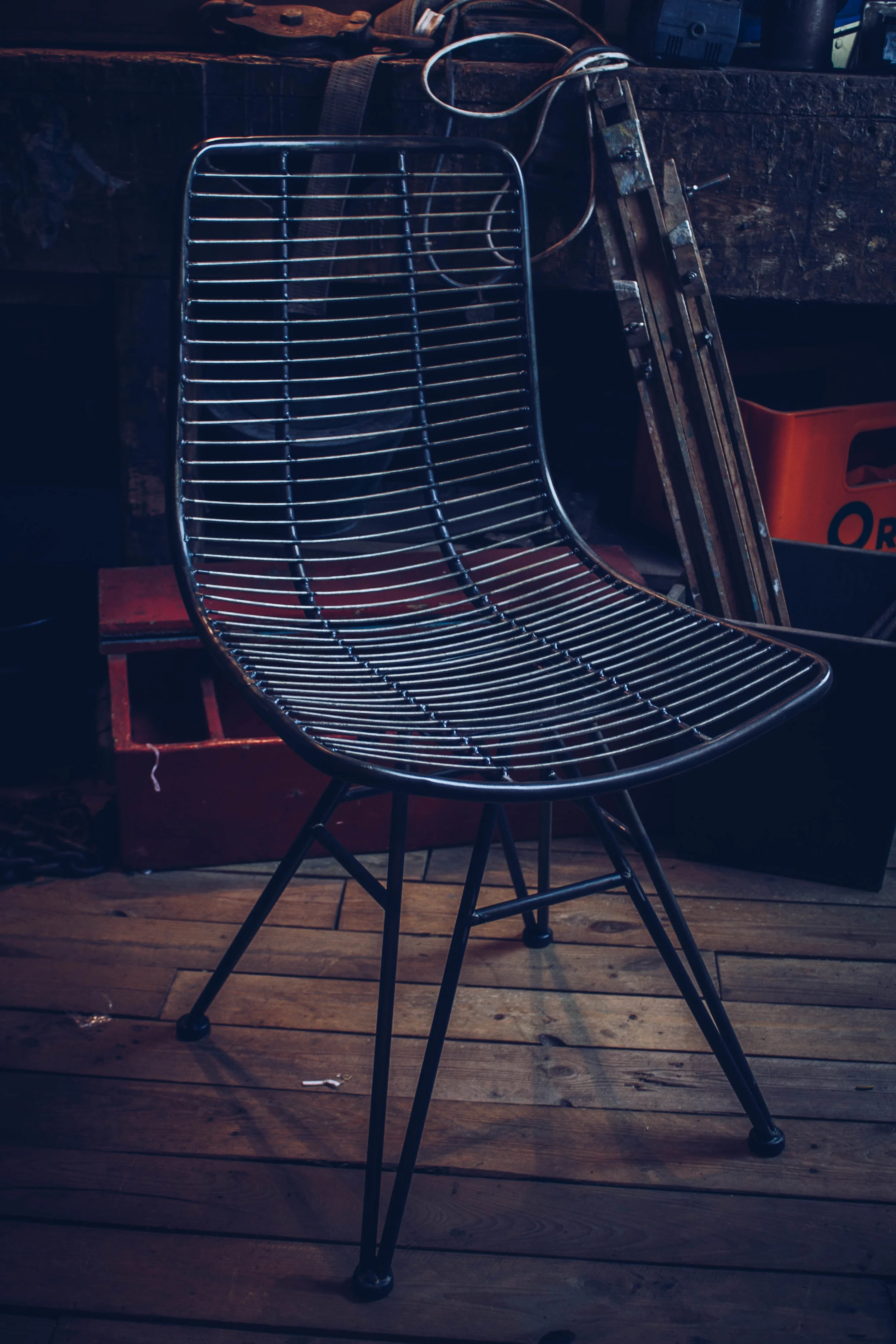 Wire Design Dining CHair with Hairpin Legs