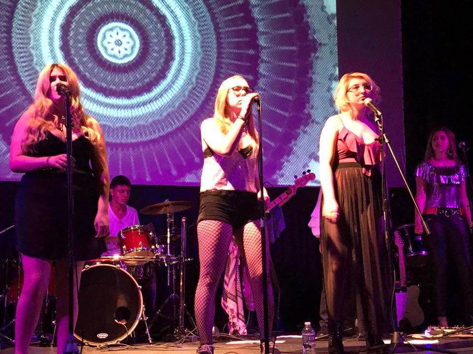 tru bellmore performing.jpg