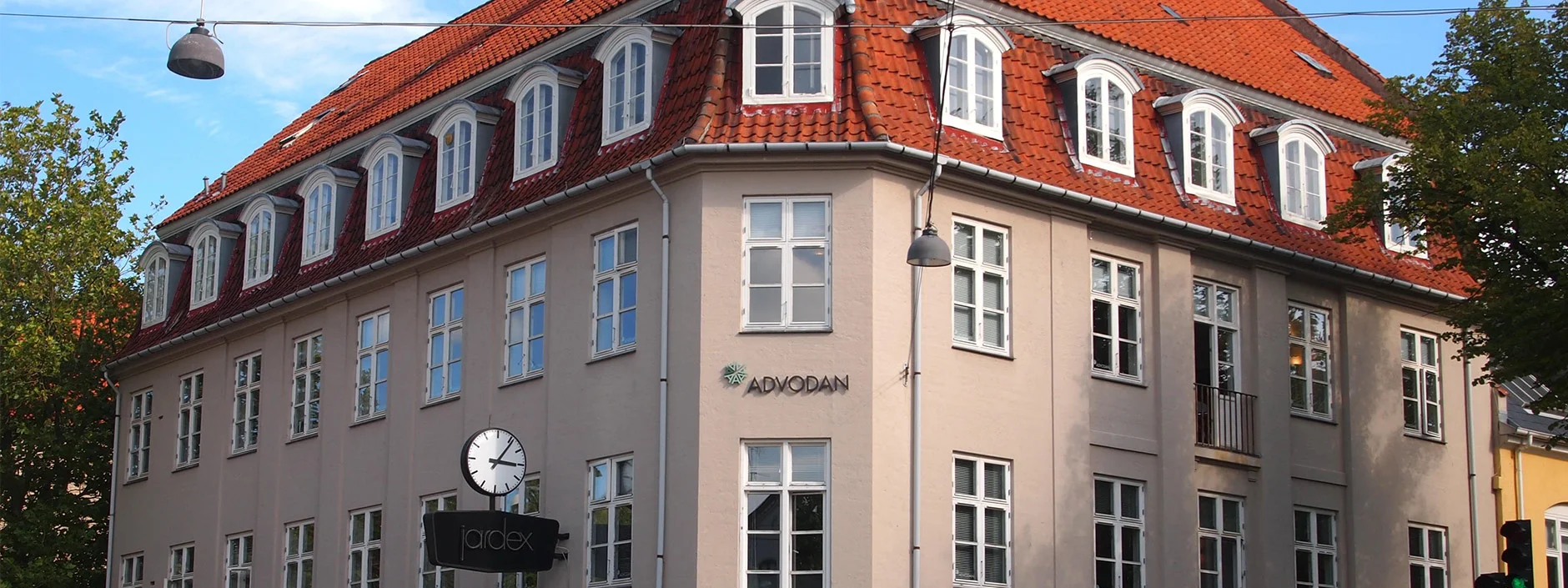 advodan2.jpg