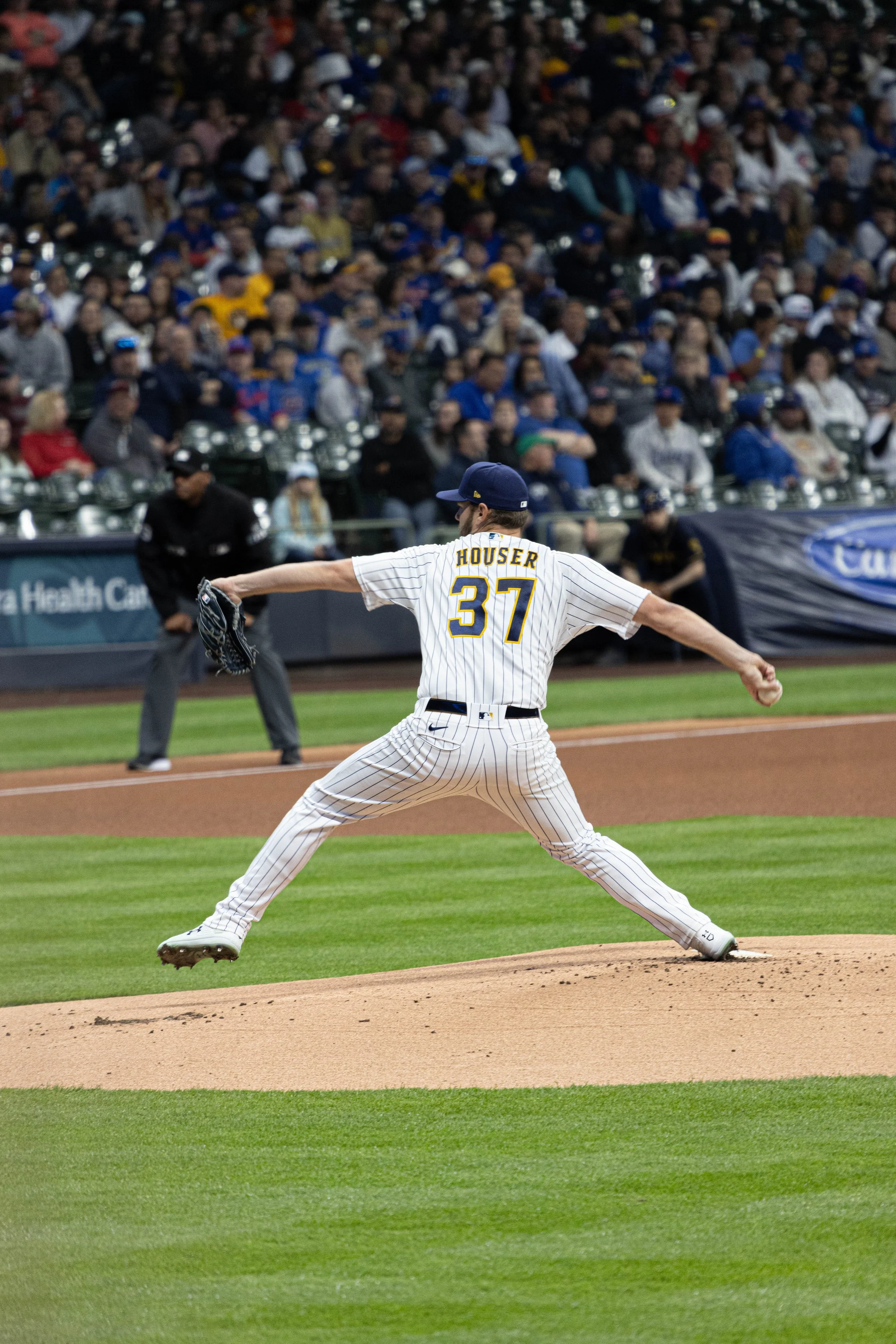 Houser in Motion – Power and Precision