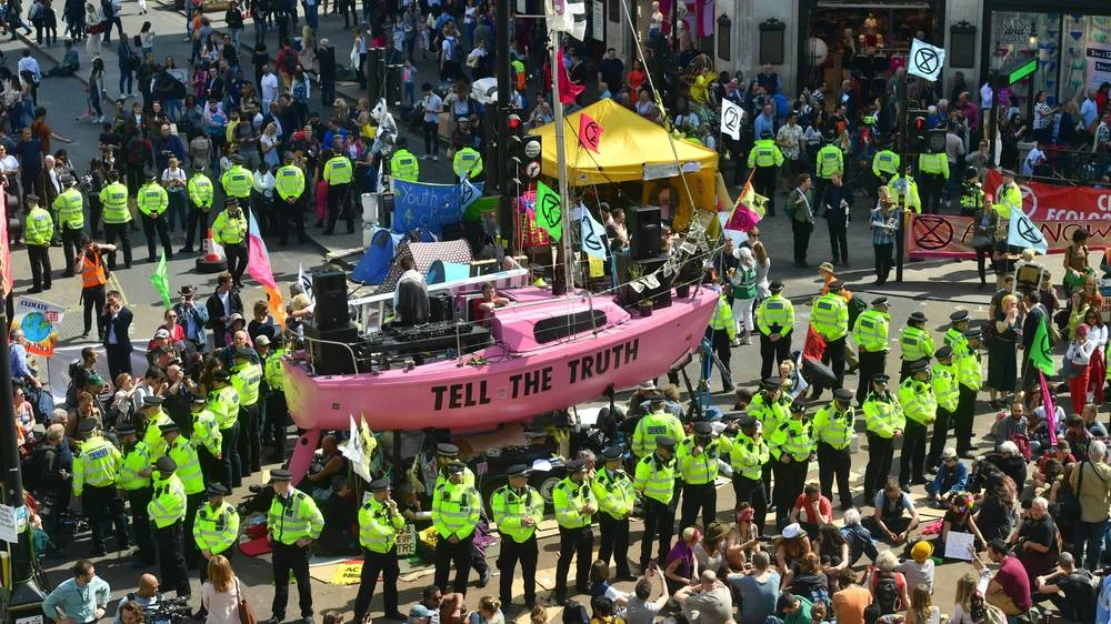 Extinction-Rebellion-oxford-circus-1.jpg