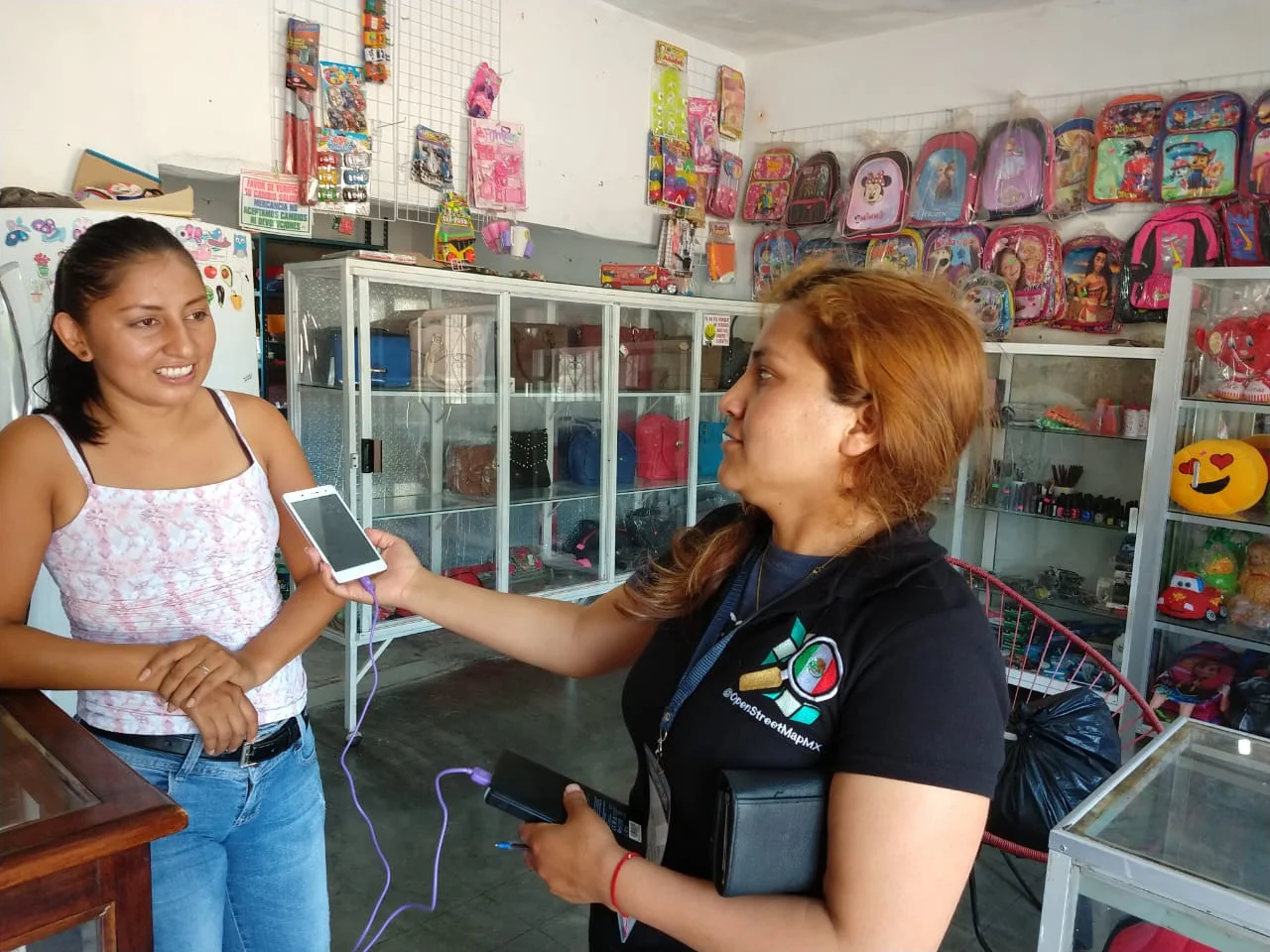 GeoChicas in action ( link to article )