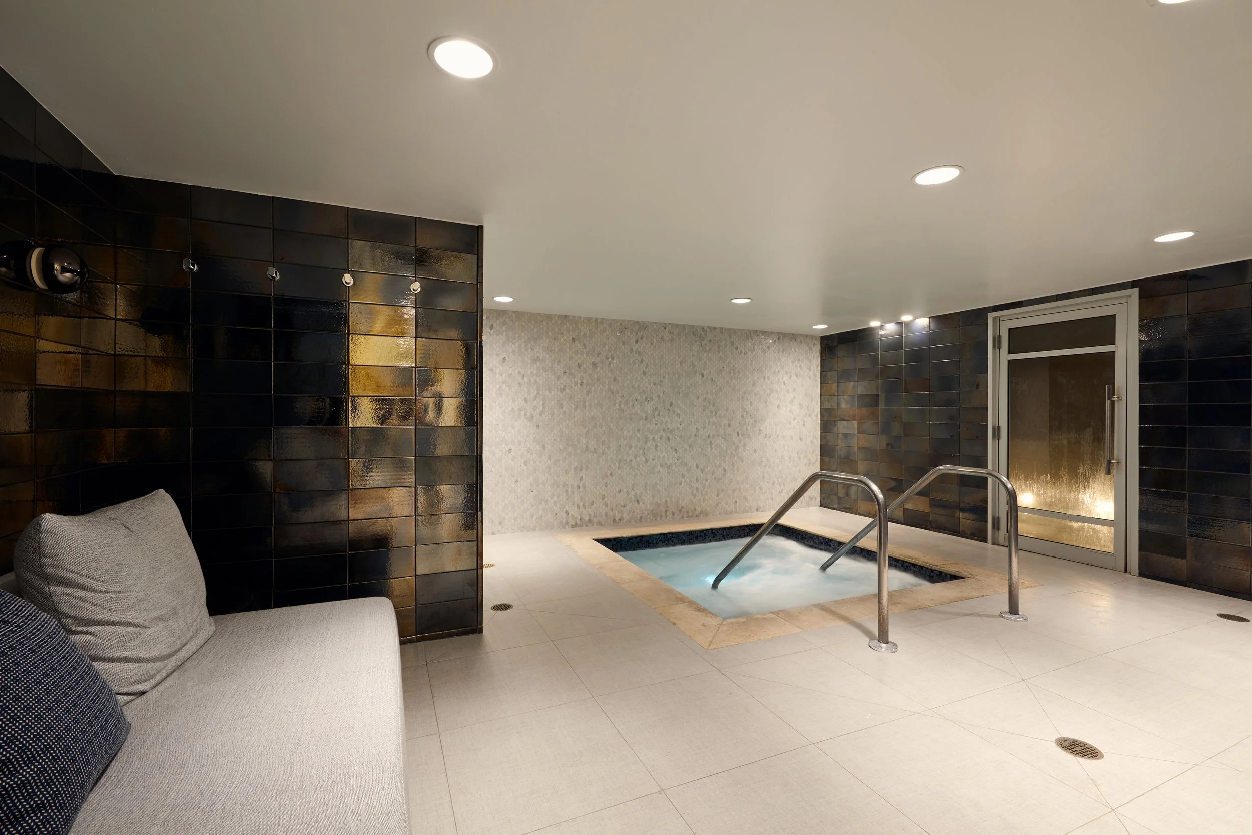 The jacuzzi and steam room at Sea Spa, Loews Miami Beach Hotel