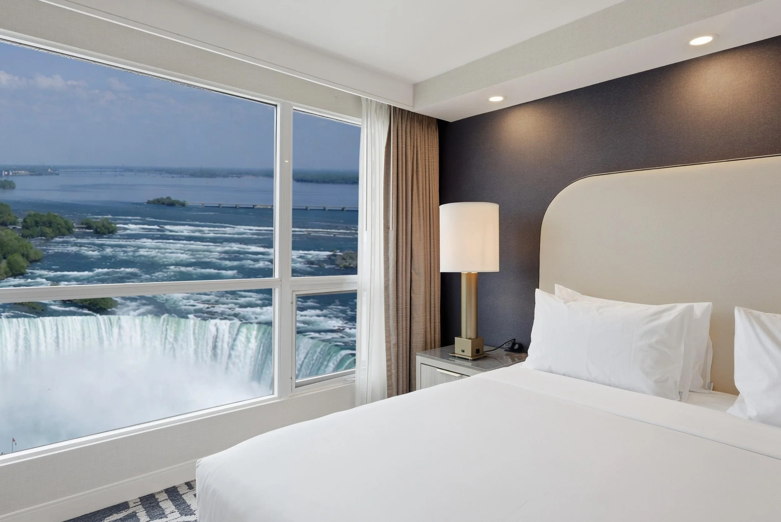 Hyatt Regency Niagara Falls Fallsview: First Look