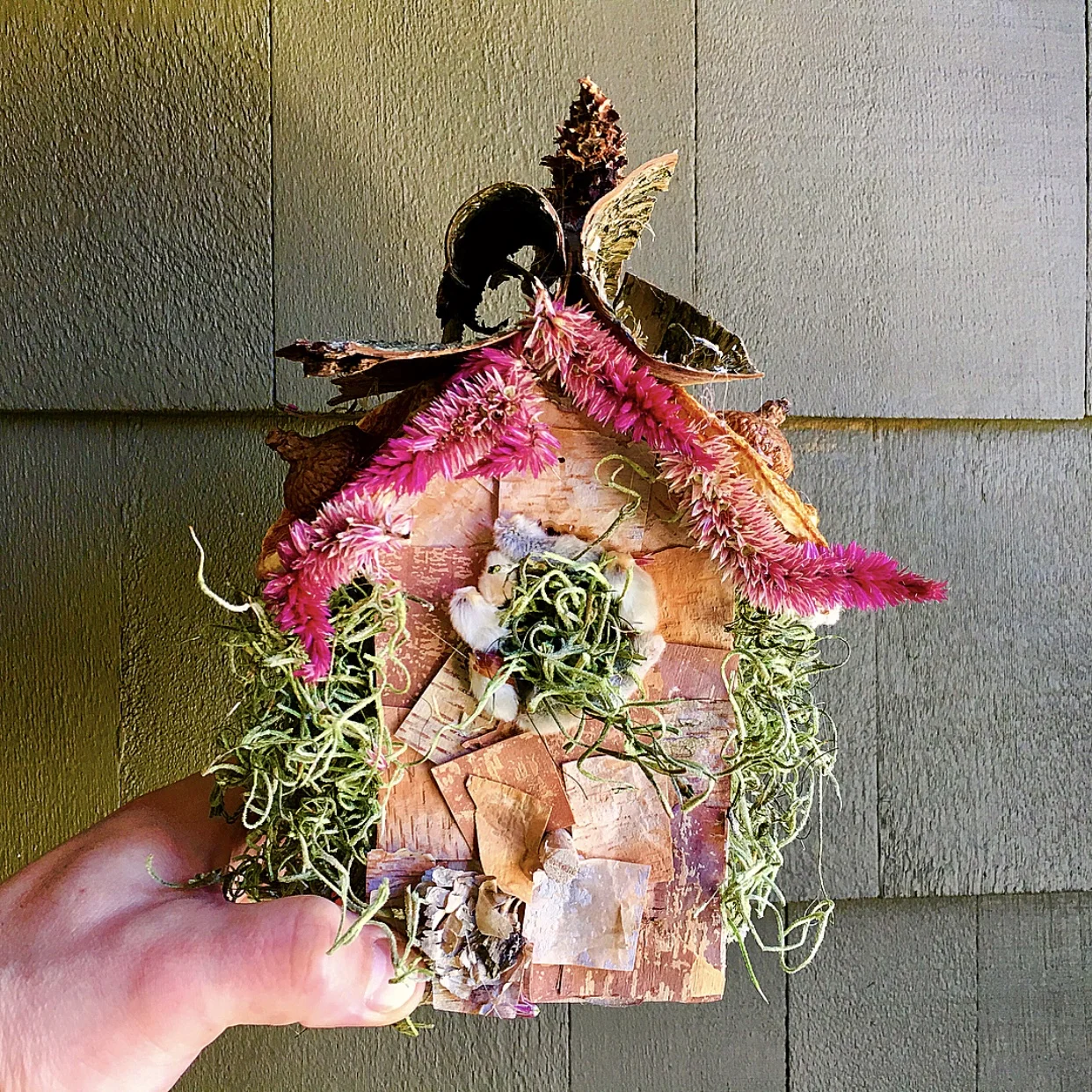 Birdhouse-making class