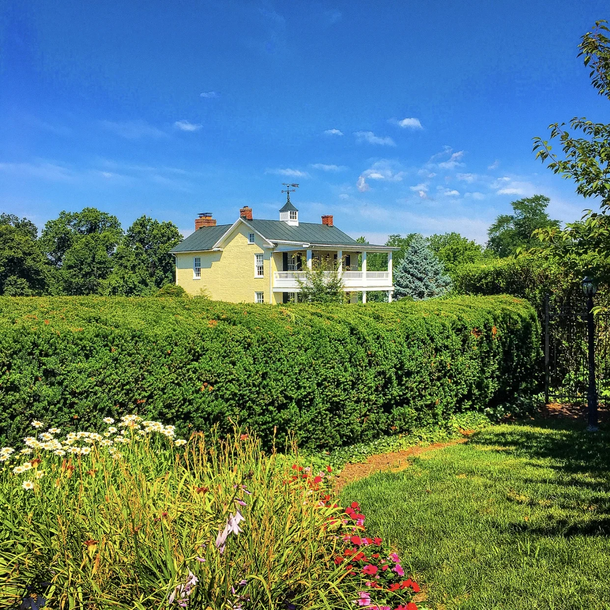 Antrim 1844 Country House Hotel