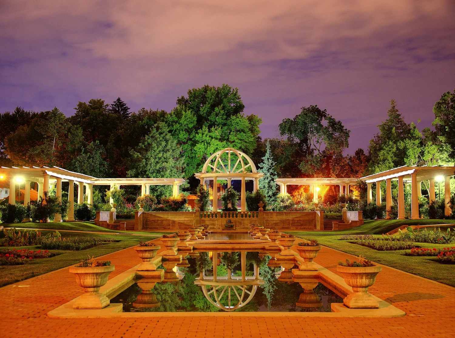 Lakeside Park and Rose Garden in Fort Wayne, Indiana